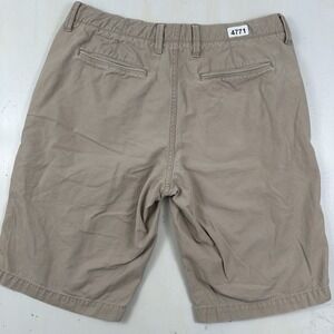 Gap Mens 12" Inseam Chino Shorts Size 31 Beige Tan 100%‎ Cotton Vintage Wash